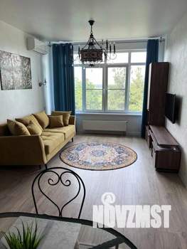 1-к квартира, посуточно, 56м2, 1/1 этаж