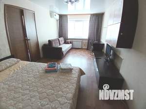 1-к квартира, посуточно, 31м2, 3/5 этаж