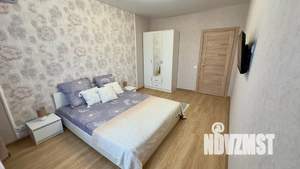 1-к квартира, посуточно, 42м2, 9/25 этаж