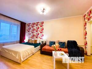 1-к квартира, посуточно, 40м2, 3/5 этаж