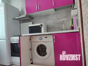 1-к квартира, посуточно, 38м2, 9/9 этаж