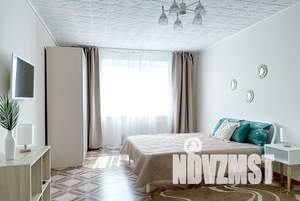 1-к квартира, посуточно, 40м2, 11/11 этаж