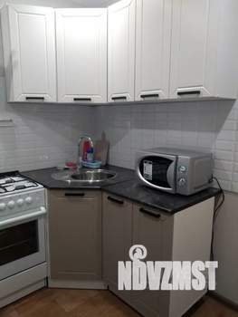 1-к квартира, посуточно, 31м2, 4/9 этаж