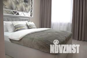 1-к квартира, посуточно, 41м2, 4/25 этаж