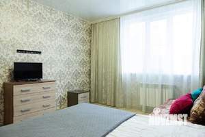 3-к квартира, посуточно, 80м2, 1/1 этаж