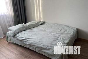 1-к квартира, посуточно, 37м2, 9/16 этаж