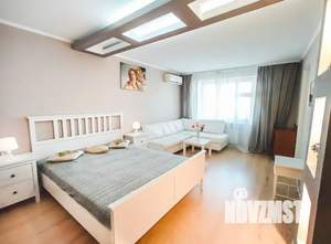 1-к квартира, посуточно, 56м2, 8/10 этаж