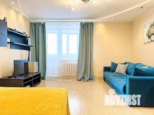 1-к квартира, посуточно, 43м2, 1/1 этаж