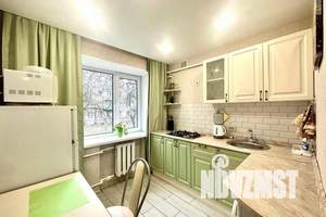 3-к квартира, посуточно, 57м2, 2/5 этаж