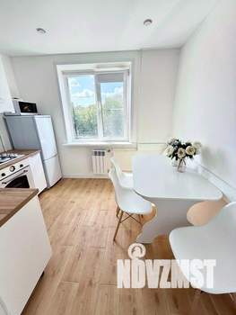 1-к квартира, посуточно, 60м2, 1/1 этаж