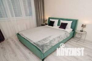 1-к квартира, посуточно, 40м2, 9/23 этаж