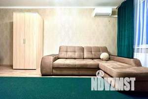 1-к квартира, посуточно, 38м2, 7/20 этаж