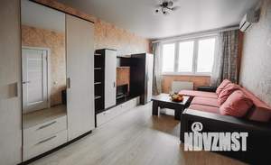 2-к квартира, посуточно, 50м2, 1/1 этаж