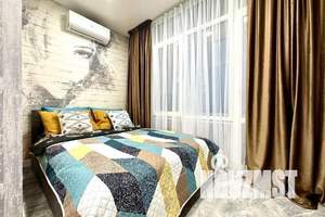 1-к квартира, посуточно, 35м2, 12/25 этаж