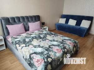 1-к квартира, посуточно, 40м2, 15/23 этаж