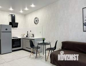 1-к квартира, посуточно, 45м2, 4/10 этаж