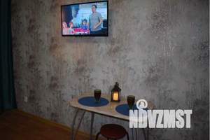 1-к квартира, посуточно, 33м2, 8/23 этаж