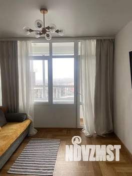 1-к квартира, посуточно, 40м2, 20/23 этаж