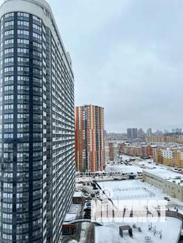 1-к квартира, посуточно, 40м2, 15/32 этаж