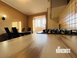 1-к квартира, посуточно, 42м2, 8/10 этаж