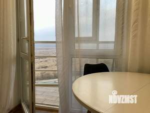 1-к квартира, посуточно, 37м2, 26/32 этаж