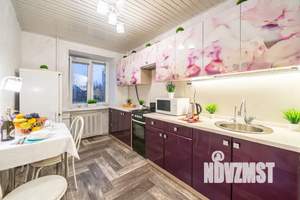 1-к квартира, посуточно, 32м2, 5/9 этаж