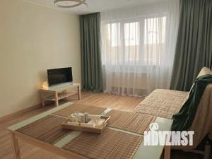 1-к квартира, посуточно, 37м2, 9/16 этаж