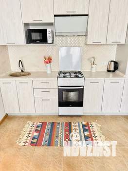 1-к квартира, посуточно, 45м2, 9/25 этаж