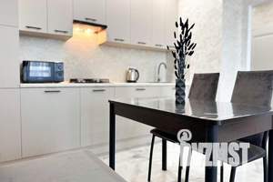 2-к квартира, посуточно, 56м2, 5/24 этаж