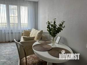 1-к квартира, посуточно, 40м2, 8/25 этаж