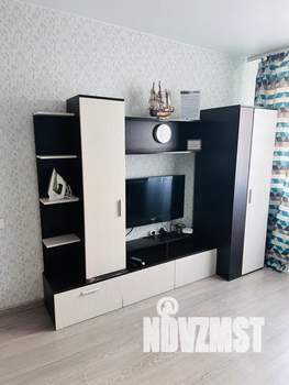 1-к квартира, посуточно, 35м2, 1/25 этаж