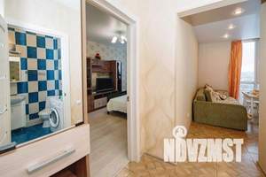 1-к квартира, посуточно, 40м2, 18/23 этаж