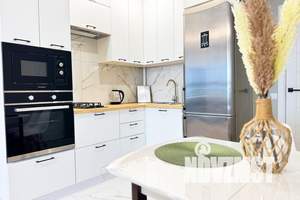 2-к квартира, посуточно, 57м2, 14/25 этаж