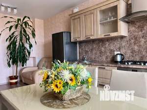 1-к квартира, посуточно, 42м2, 10/13 этаж