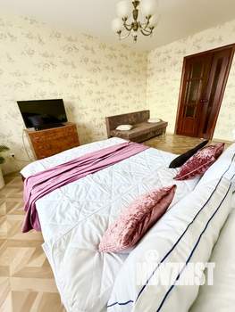 1-к квартира, посуточно, 50м2, 1/15 этаж