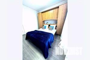 1-к квартира, посуточно, 45м2, 1/25 этаж