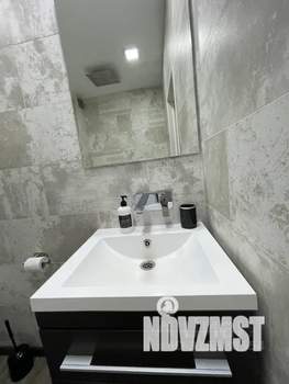 1-к квартира, посуточно, 35м2, 11/23 этаж