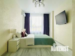 1-к квартира, посуточно, 38м2, 8/27 этаж