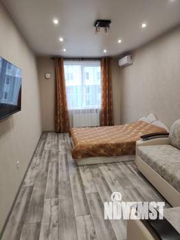 1-к квартира, посуточно, 43м2, 3/18 этаж