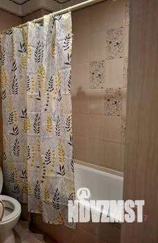 Студия квартира, посуточно, 32м2, 2/15 этаж