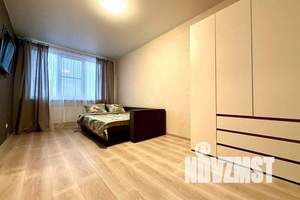 1-к квартира, посуточно, 35м2, 10/24 этаж