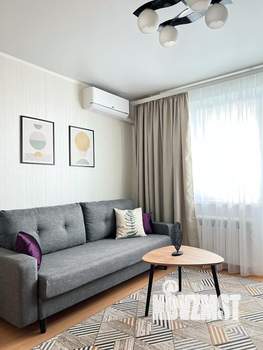 1-к квартира, посуточно, 52м2, 1/1 этаж