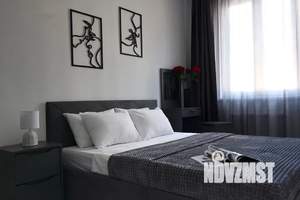 1-к квартира, посуточно, 45м2, 3/25 этаж