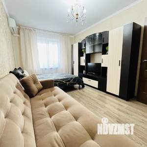 1-к квартира, посуточно, 42м2, 8/10 этаж