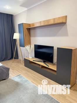 1-к квартира, посуточно, 52м2, 1/16 этаж