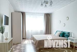 1-к квартира, посуточно, 40м2, 11/11 этаж