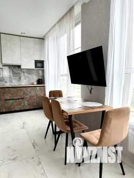 1-к квартира, посуточно, 42м2, 22/24 этаж