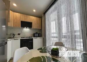 1-к квартира, посуточно, 40м2, 15/32 этаж