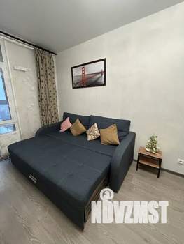 Студия квартира, посуточно, 37м2, 16/25 этаж