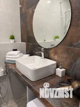 1-к квартира, посуточно, 33м2, 18/27 этаж